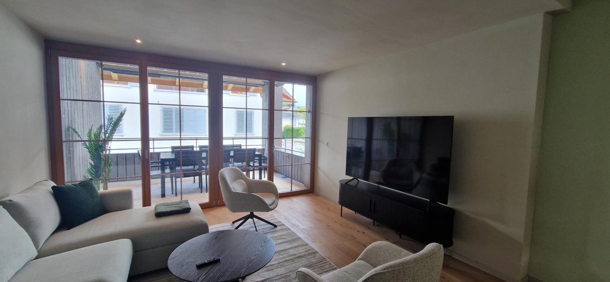 Visionary Hospitality Bassersdorf, Zuerich - Premium In Swiss Style With Free Parking, Washer, Kitchen, Terrace, Vaulted Cellar Event Room, 15' & Airport Bassersdorf