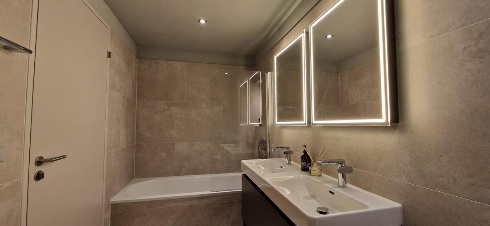 Visionary Hospitality Bassersdorf, Zuerich - Premium In Swiss Style With Free Parking, Washer, Kitchen, Terrace, Vaulted Cellar Event Room, 15' & Airport Apartment *