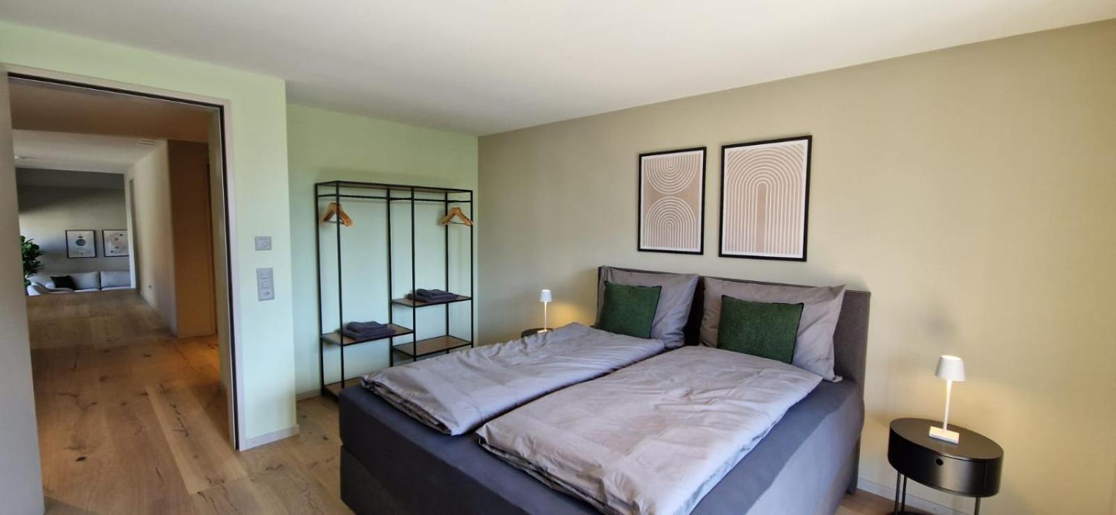 Visionary Hospitality Bassersdorf, Zuerich - Premium In Swiss Style With Free Parking, Washer, Kitchen, Terrace, Vaulted Cellar Event Room, 15' & Airport Apartment