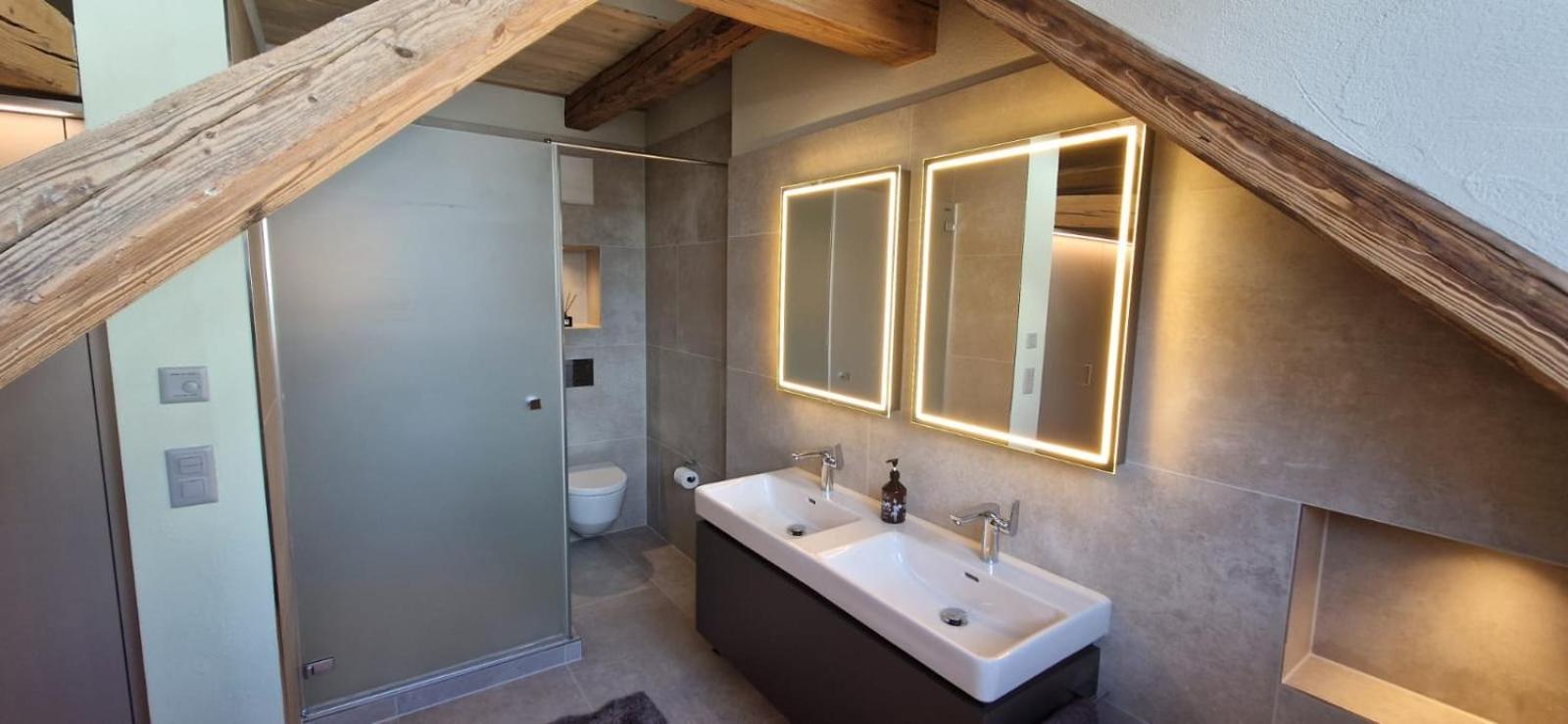 Visionary Hospitality Bassersdorf, Zuerich - Premium In Swiss Style With Free Parking, Washer, Kitchen, Terrace, Vaulted Cellar Event Room, 15' & Airport Apartment