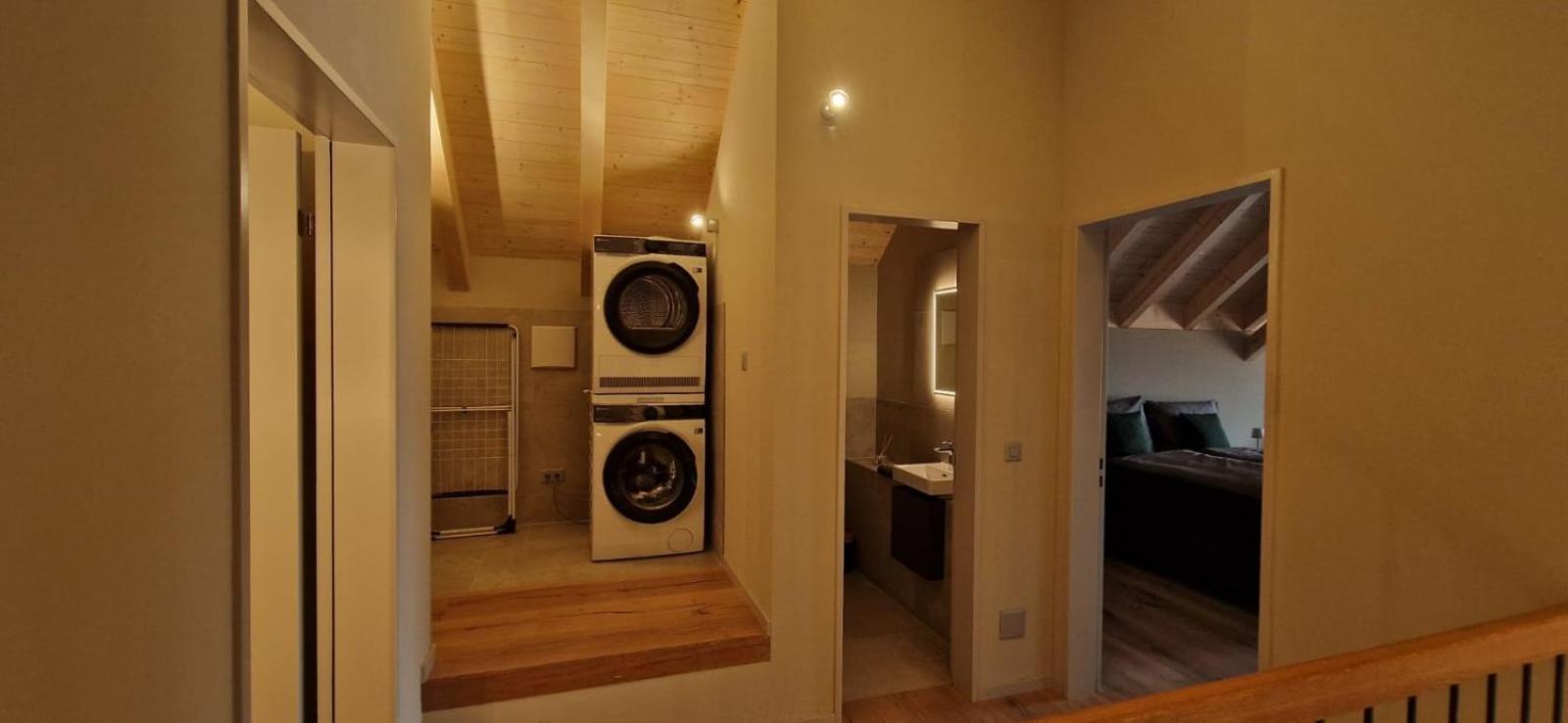 Apartment Visionary Hospitality Bassersdorf, Zuerich - Premium In Swiss Style With Free Parking, Washer, Kitchen, Terrace, Vaulted Cellar Event Room, 15' & Airport Bassersdorf
