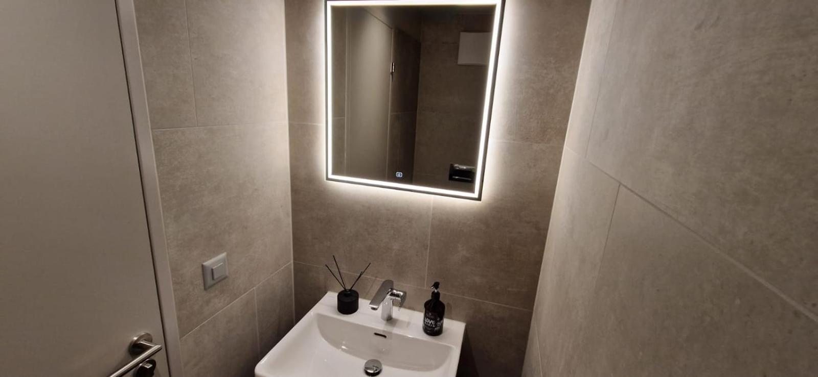 Visionary Hospitality Bassersdorf, Zuerich - Premium In Swiss Style With Free Parking, Washer, Kitchen, Terrace, Vaulted Cellar Event Room, 15' & Airport