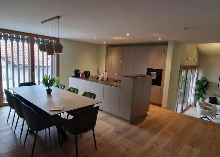 Visionary Hospitality Bassersdorf, Zuerich - Premium Apartments In Swiss Style With Free Parking, Washer, Kitchen, Terrace, Vaulted Cellar Event Room, 15\' City & Airport